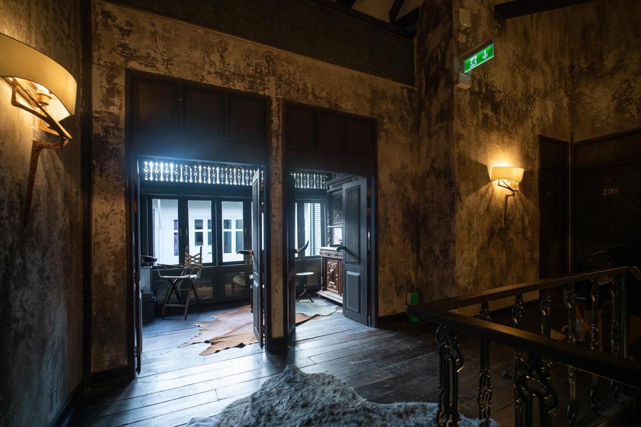 Baan Tuk Din Hotel Бангкок Екстер'єр фото