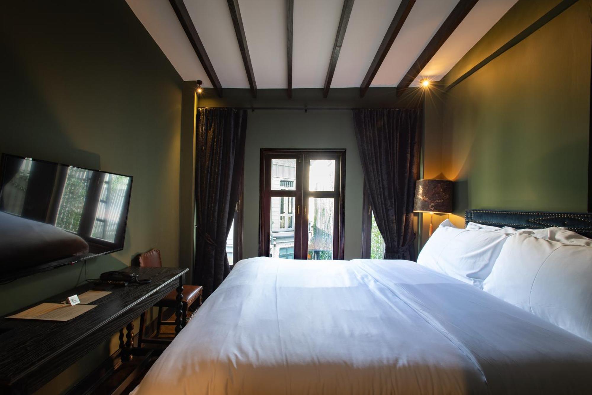 Baan Tuk Din Hotel Бангкок Екстер'єр фото